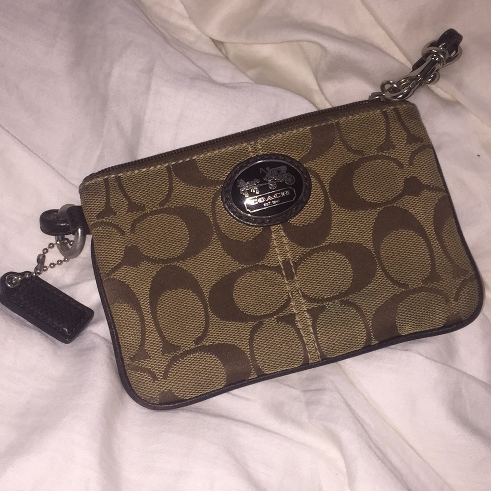 Authentic Coach Wristlet - Make me an offer